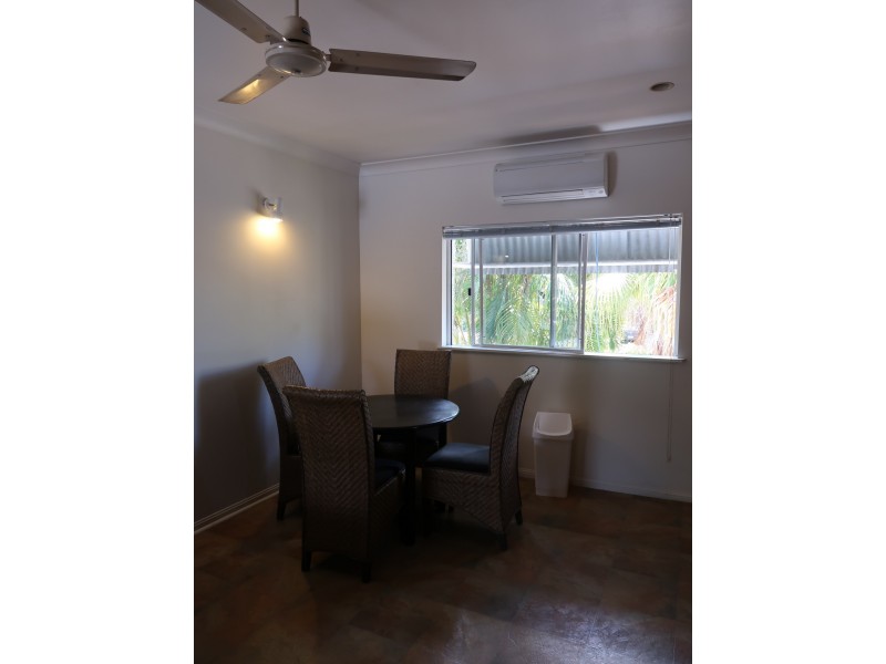 10/4 Chester Court, Manunda QLD 4870