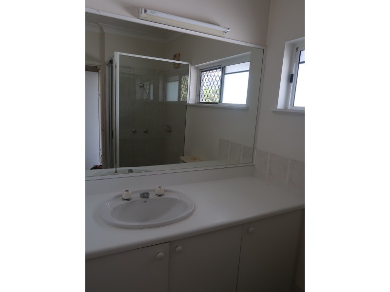 10/4 Chester Court, Manunda QLD 4870
