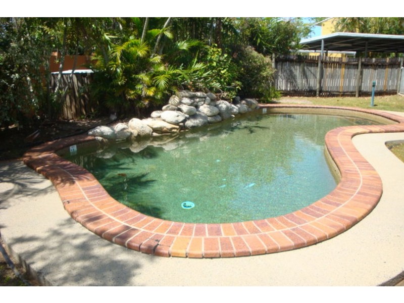 10/4 Chester Court, Manunda QLD 4870