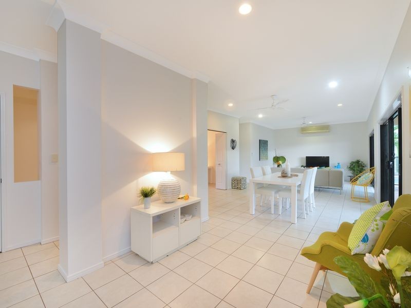 11 East Parkridge Drive, Brinsmead QLD 4870