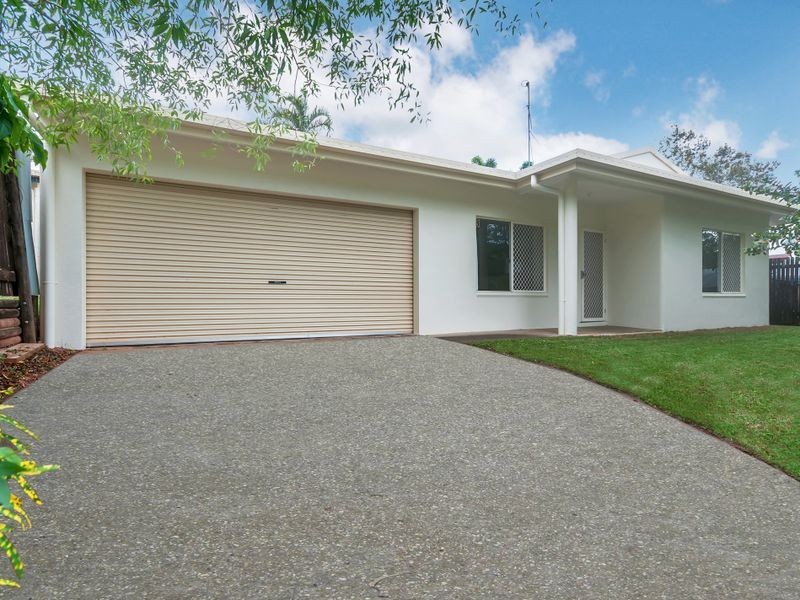 8 Dodd Court, Mooroobool QLD 4870