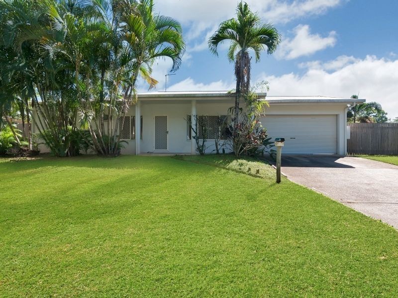 14 Hammond Court, Mooroobool QLD 4870