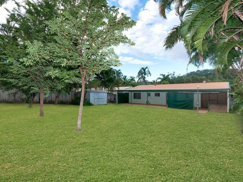 27 Ramsey Drive, Kanimbla QLD 4870