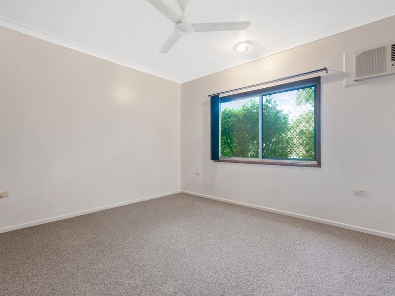27 Ramsey Drive, Kanimbla QLD 4870