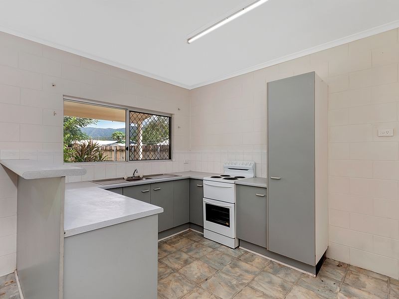 85 McLaughlin Road, Bentley Park QLD 4869
