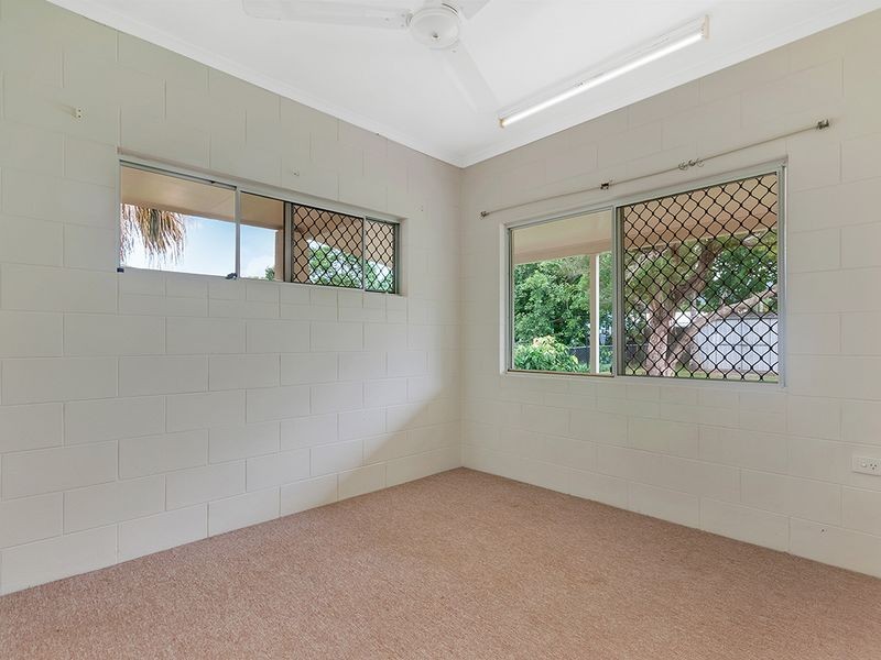 85 McLaughlin Road, Bentley Park QLD 4869