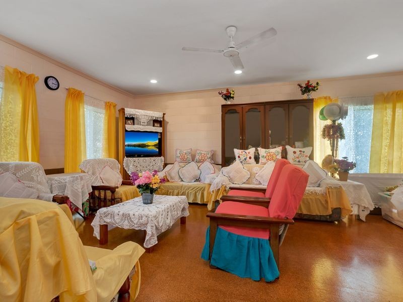 16 Cracknell Road, White Rock QLD 4868