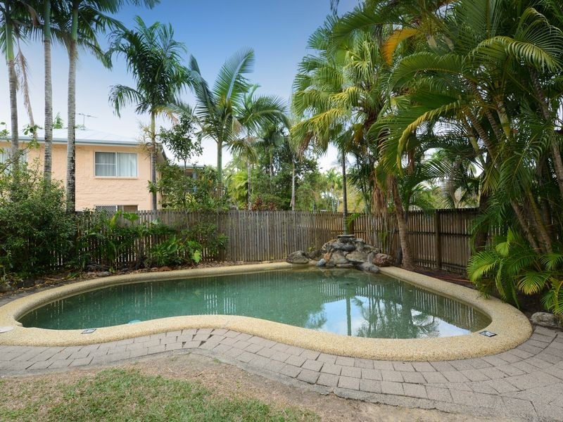 6/14 Springfield Crescent, Manoora QLD 4870