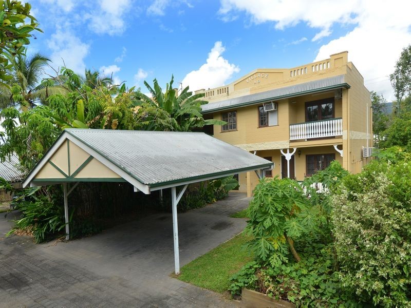 15/404 McCoombe Street, Mooroobool QLD 4870