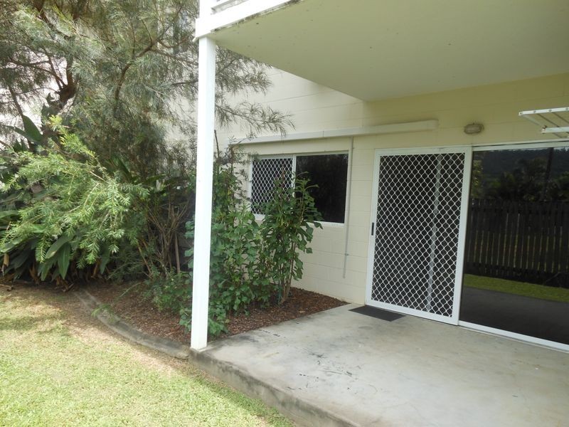 8/24 Springfield Crescent, Manoora QLD 4870