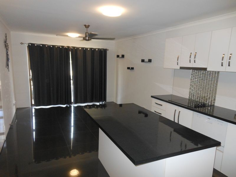 27/439 Severin Street, Manunda QLD 4870