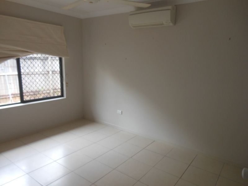 89 Gamburra Drive, Redlynch QLD 4870