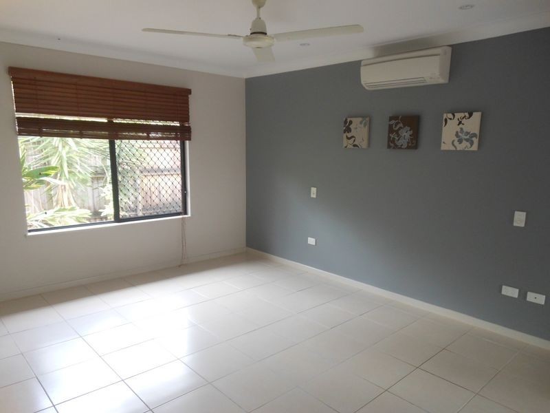 89 Gamburra Drive, Redlynch QLD 4870