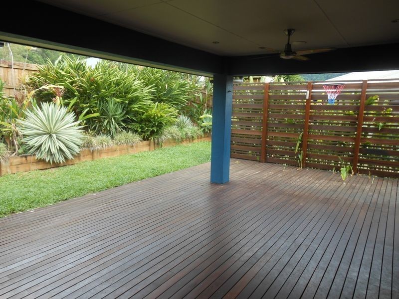 89 Gamburra Drive, Redlynch QLD 4870
