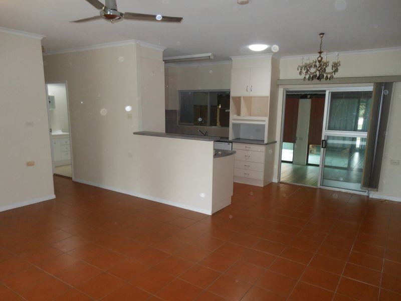 81 Toogood Road, Woree QLD 4868