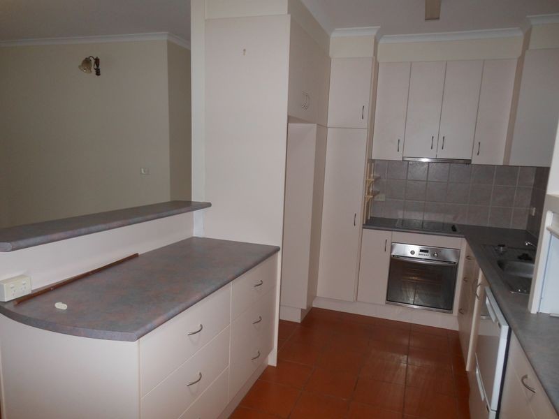 81 Toogood Road, Woree QLD 4868