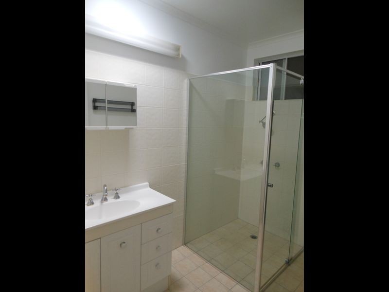 81 Toogood Road, Woree QLD 4868