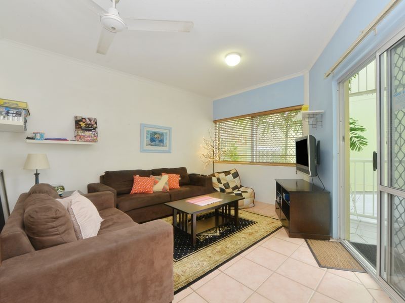 205 219 Mcleod Street, Cairns North QLD 4870