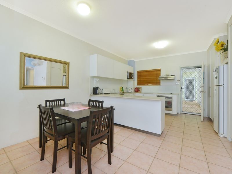 205 219 Mcleod Street, Cairns North QLD 4870