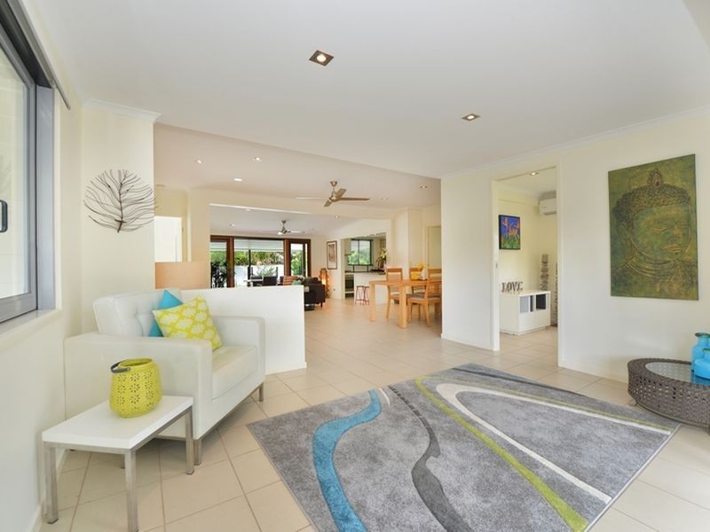46 Atherton Street, Whitfield QLD 4870