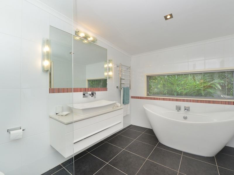 46 Atherton Street, Whitfield QLD 4870