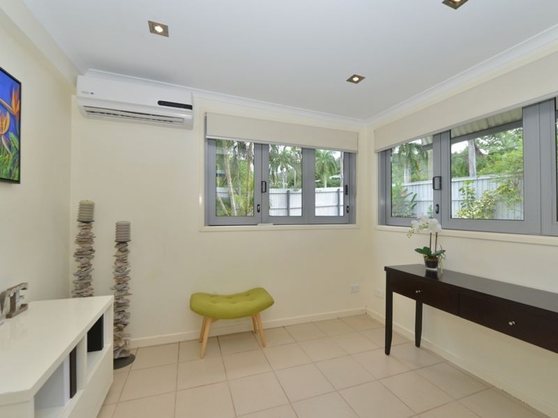 46 Atherton Street, Whitfield QLD 4870