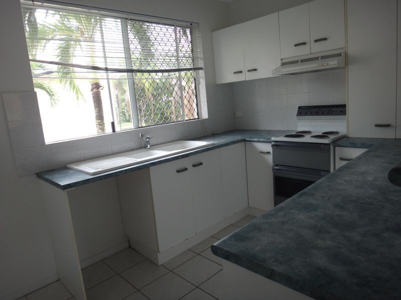 4/8 Springfield Crescent, Manoora QLD 4870
