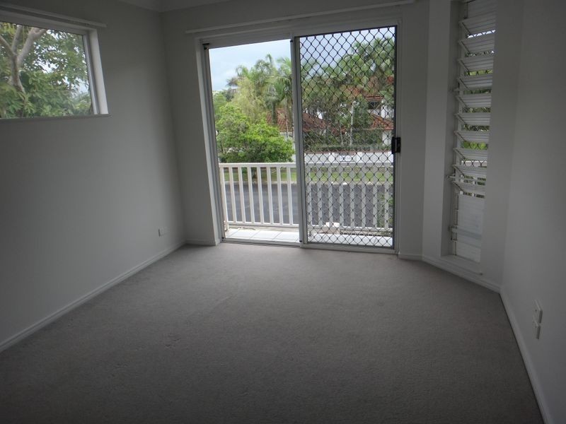 4/8 Springfield Crescent, Manoora QLD 4870