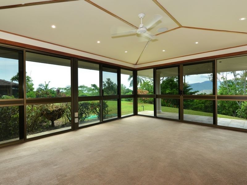 1 Koppen Terrace, Mooroobool QLD 4870