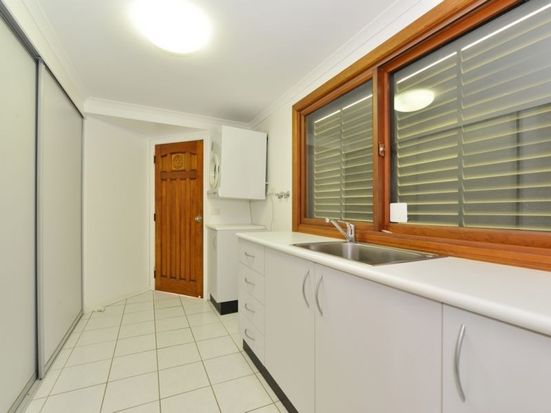 1 Koppen Terrace, Mooroobool QLD 4870