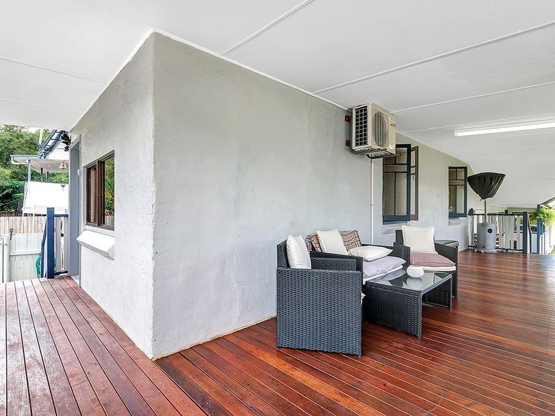9 Casella Street, Earlville QLD 4870