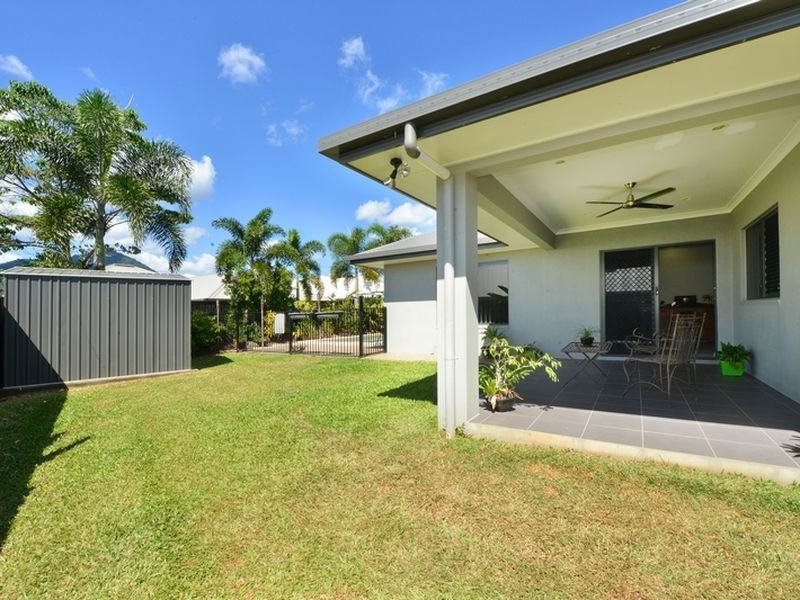112 Springbrook Avenue, Redlynch QLD 4870