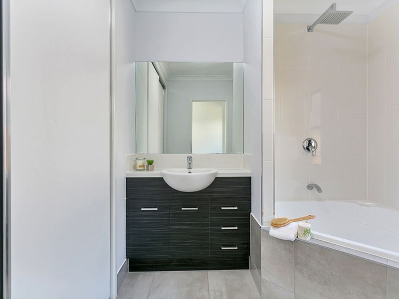 17 Bluecove Circuit, Trinity Park QLD 4879