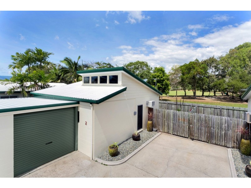 Unit 2/27 Brooks Street, Whitfield QLD 4870