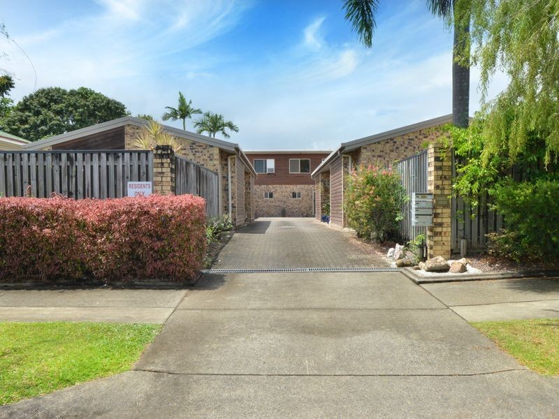 1/11 Moody Street, Manunda QLD 4870