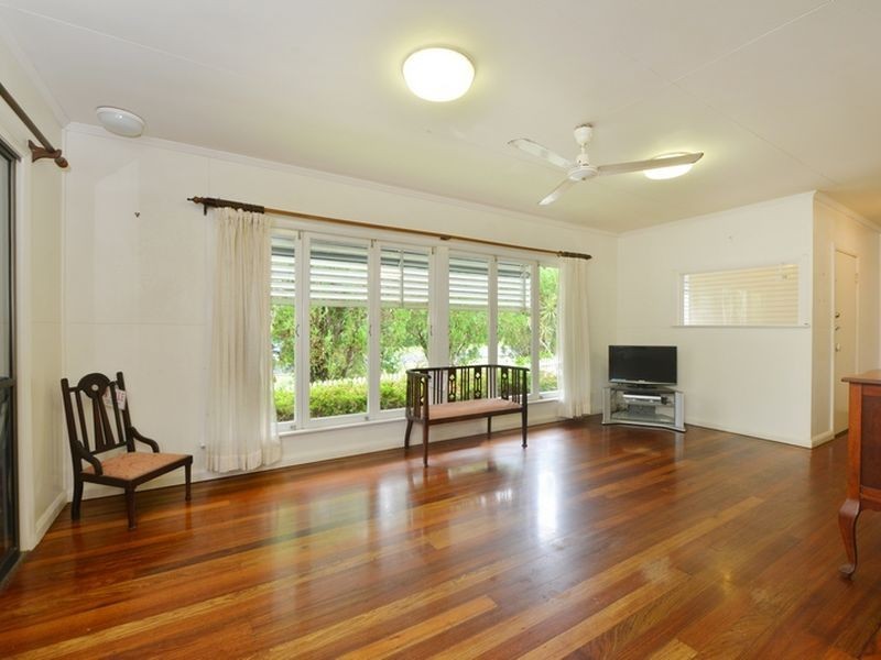 2 Maree Street, Freshwater QLD 4870