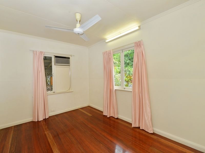 2 Maree Street, Freshwater QLD 4870