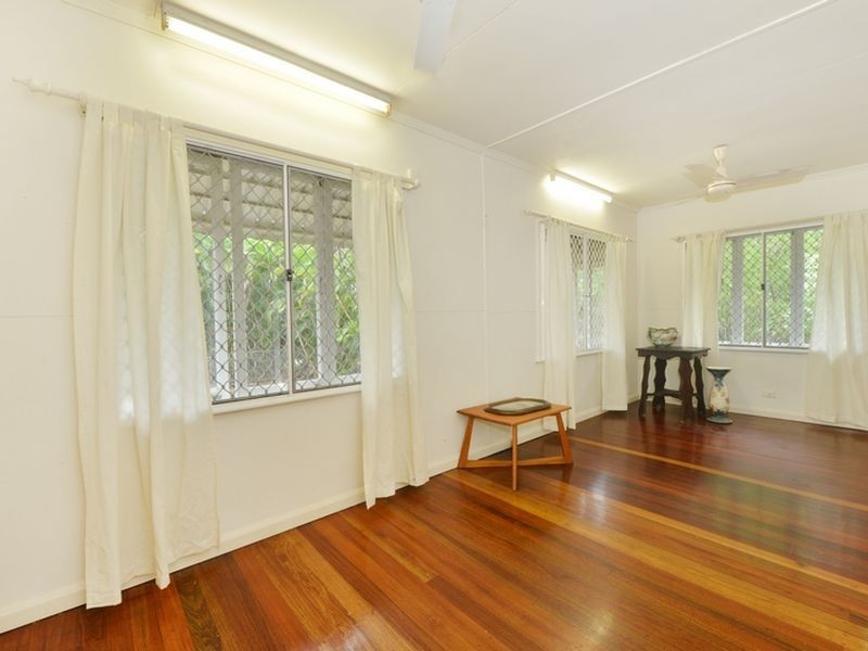 2 Maree Street, Freshwater QLD 4870