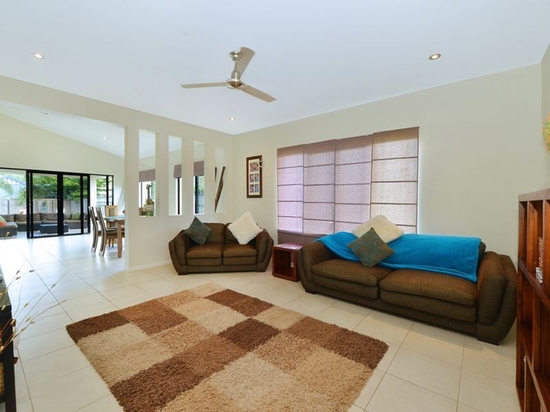 1 Catamaran Circuit, Trinity Beach QLD 4879