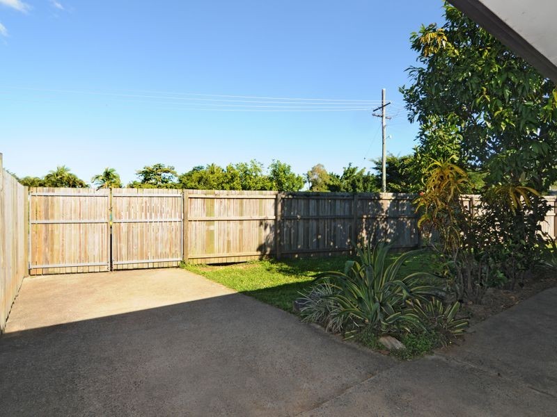 1/1 Conlan, Manoora QLD 4870