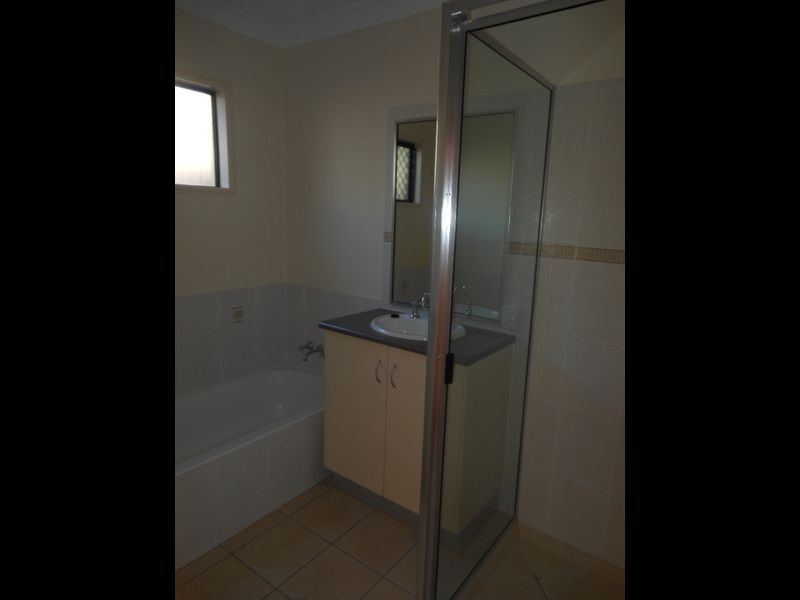 17 Findlay Street, Brinsmead QLD 4870