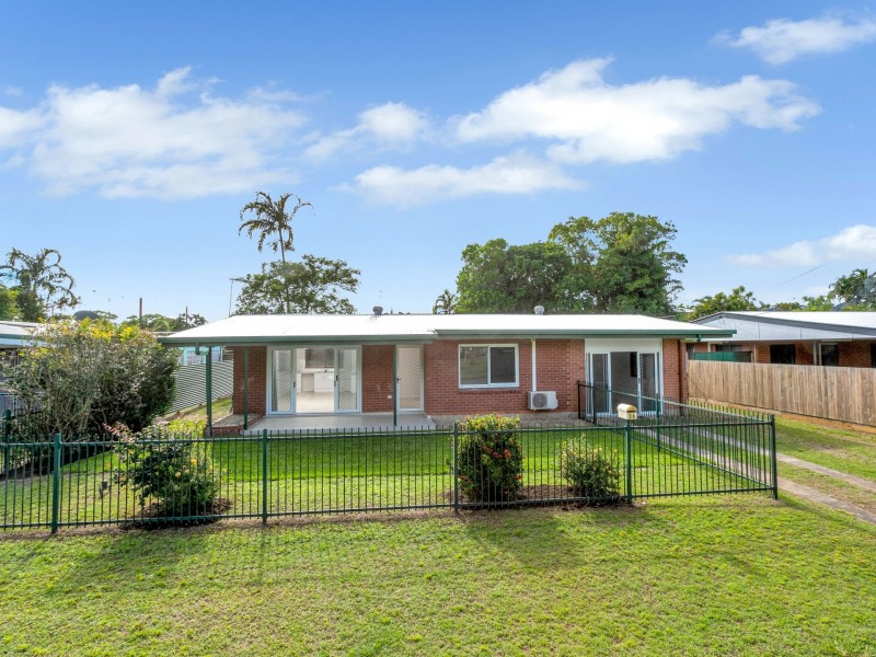 36 Curtin Street, Westcourt QLD 4870