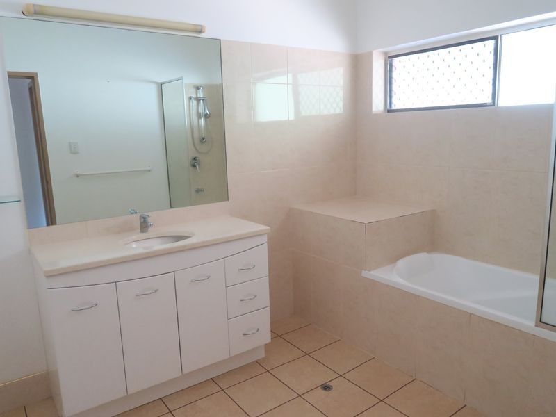 2 Anivas Street, Freshwater QLD 4870
