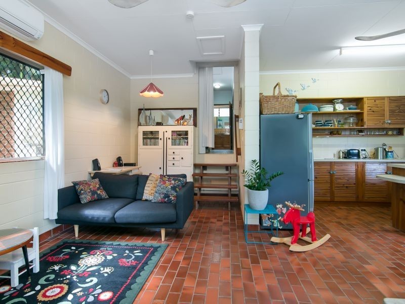 17 Down Street, Freshwater QLD 4870