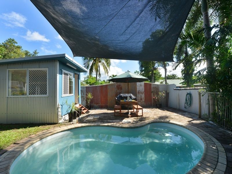 53 Marshall Street, Machans Beach QLD 4878