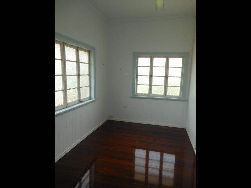 16 Atkinson Street, Manunda QLD 4870