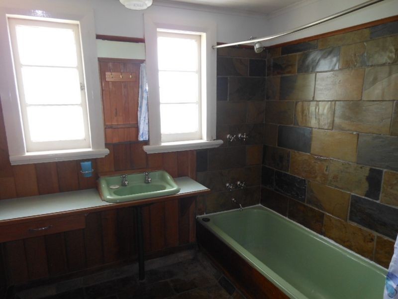 16 Atkinson Street, Manunda QLD 4870