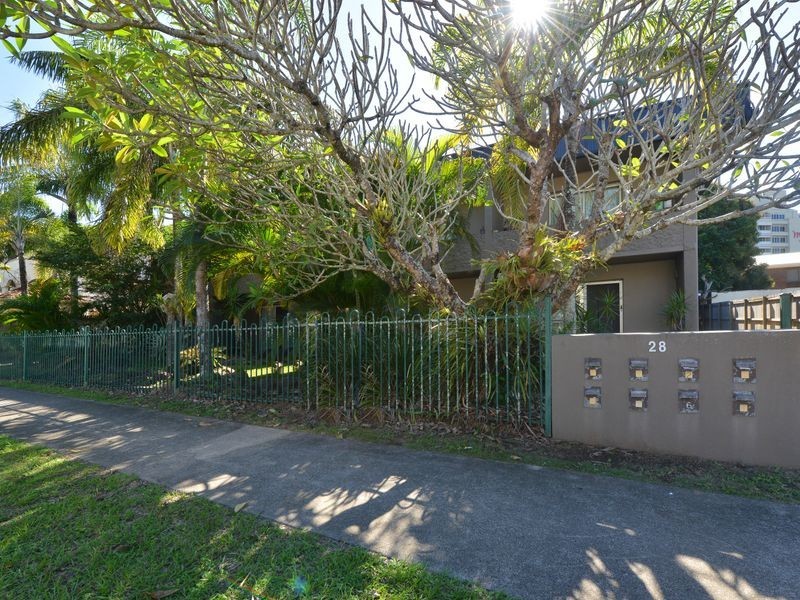 4/28 Digger Street, Cairns North QLD 4870