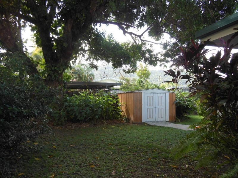 212 Greenslopes Street, Edge Hill QLD 4870