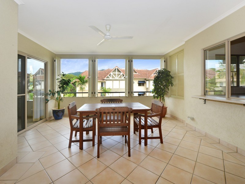 716/2 Greenslopes Street, Cairns North QLD 4870